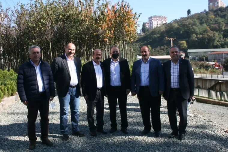 Yomra Elması Fidanı Dağıtıldı