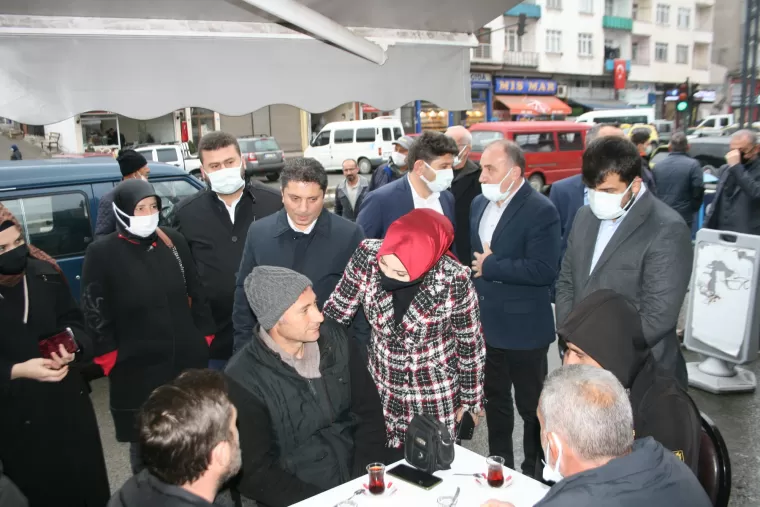 Milletvekili Ayvazoğlu Yomra’da esnaf ziyareti yaptı