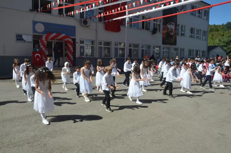 İlköğretim haftası kutlandı