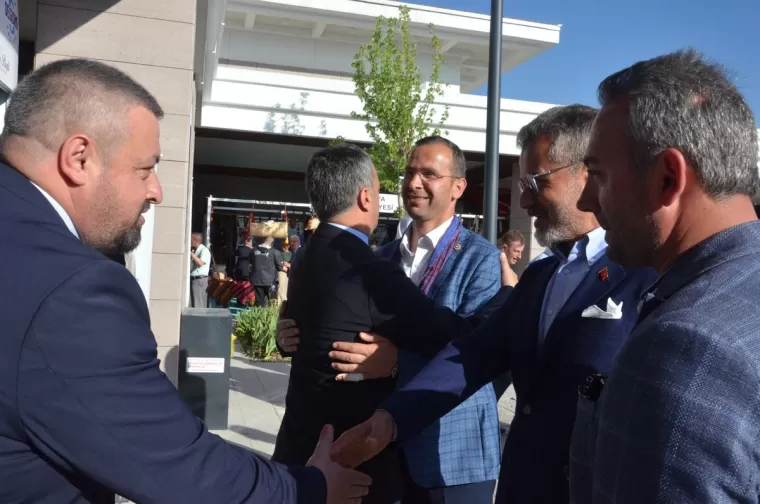 Gurbetçiler hasret giderdi