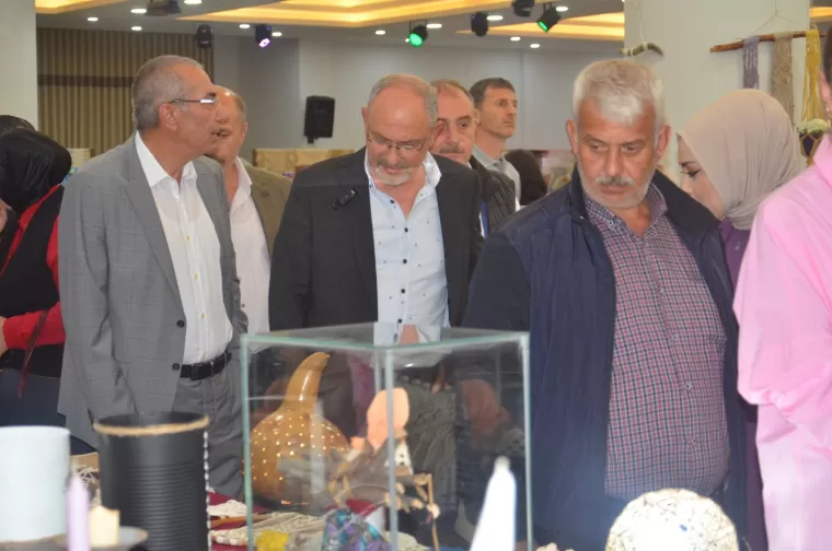 Yomra Halk Eğitim Merkezi’den Yıl Sonu Sergisi