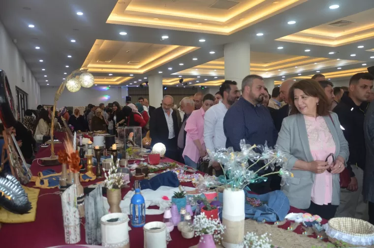 Yomra Halk Eğitim Merkezi’den Yıl Sonu Sergisi