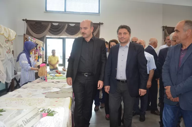 Yomra Halk Eğitim Merkezi’den Yıl Sonu Sergisi