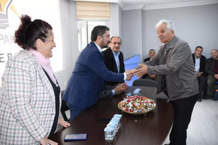 AK Parti Bayramlaştı