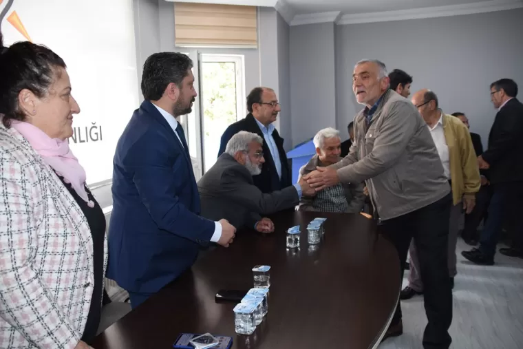 AK Parti Bayramlaştı