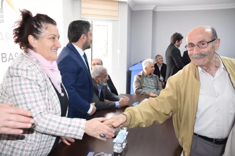 AK Parti Bayramlaştı