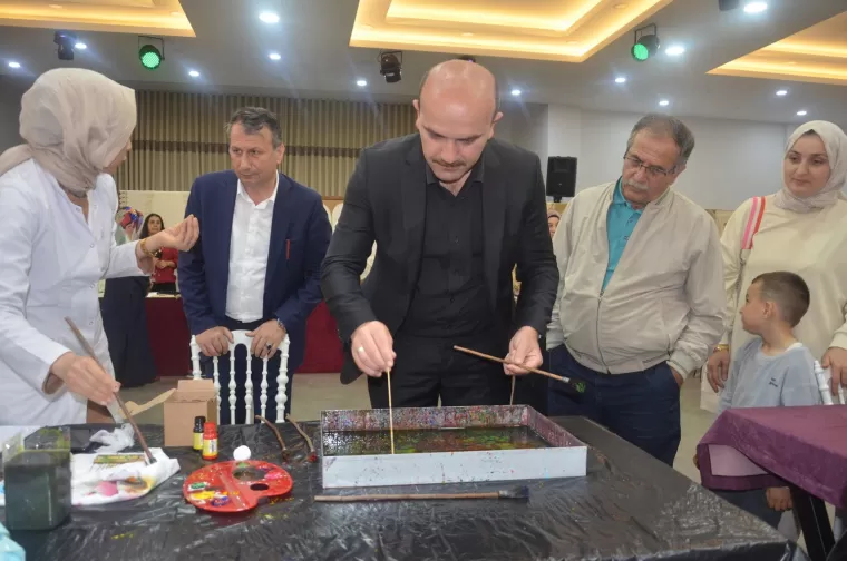 Yomra Halk Eğitim Merkezi’den Yıl Sonu Sergisi