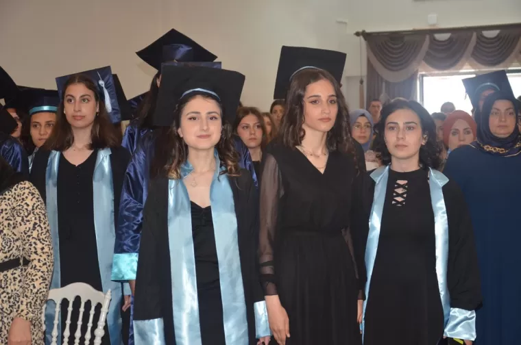 Yomra Anadolu Lisesi’nden Muhteşem mezuniyet
