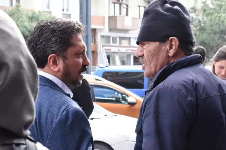 Mustafa Şen’e Yomra’da büyük ilgi