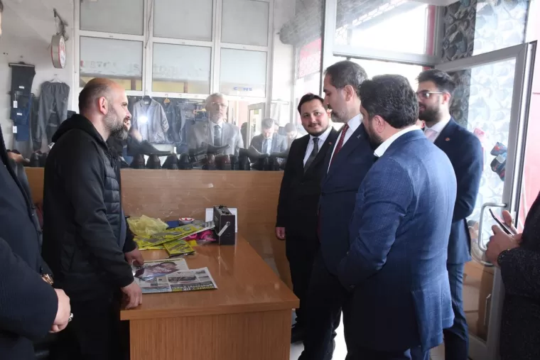 Mustafa Şen’e Yomra’da büyük ilgi
