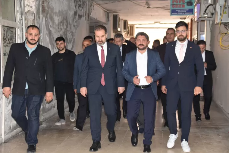 Mustafa Şen’e Yomra’da büyük ilgi