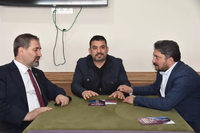 Mustafa Şen’e Yomra’da büyük ilgi
