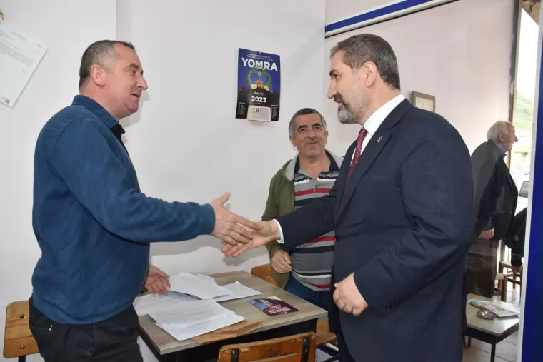 Mustafa Şen’e Yomra’da büyük ilgi