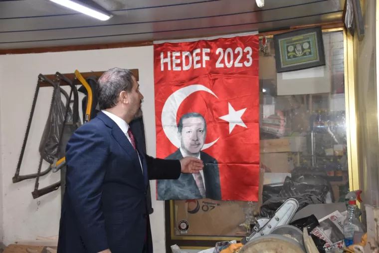 Mustafa Şen’e Yomra’da büyük ilgi