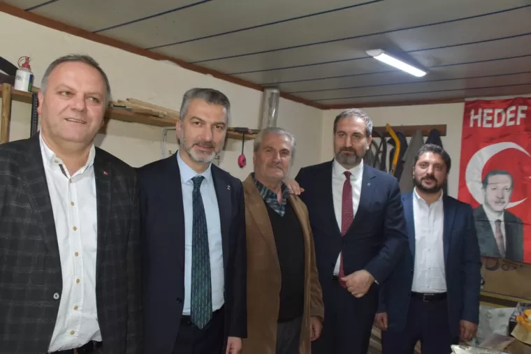 Mustafa Şen’e Yomra’da büyük ilgi