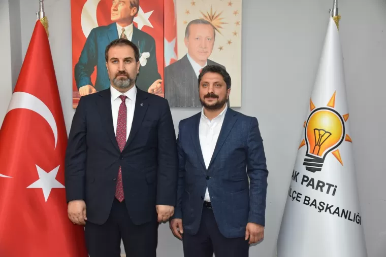Mustafa Şen’e Yomra’da büyük ilgi