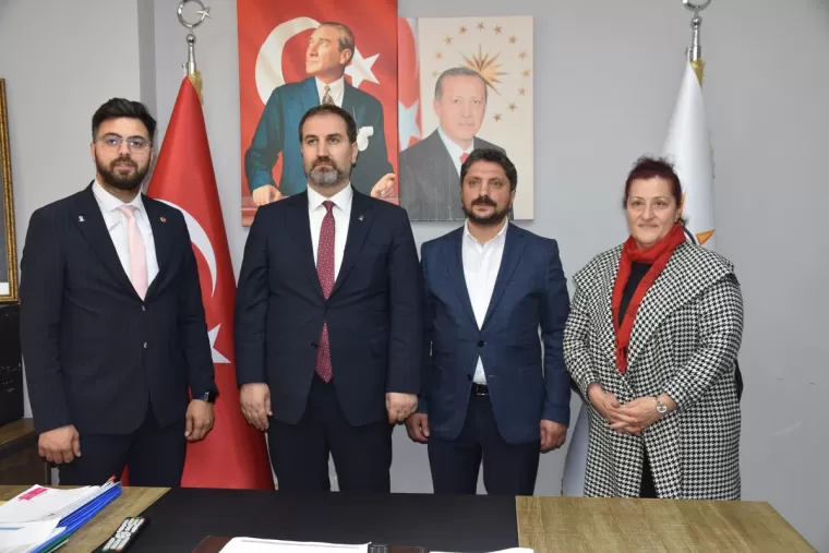 Mustafa Şen’e Yomra’da büyük ilgi