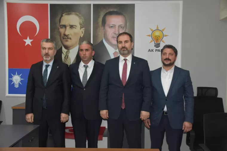 Mustafa Şen’e Yomra’da büyük ilgi