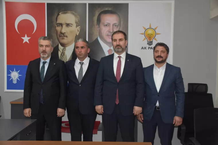 Mustafa Şen’e Yomra’da büyük ilgi