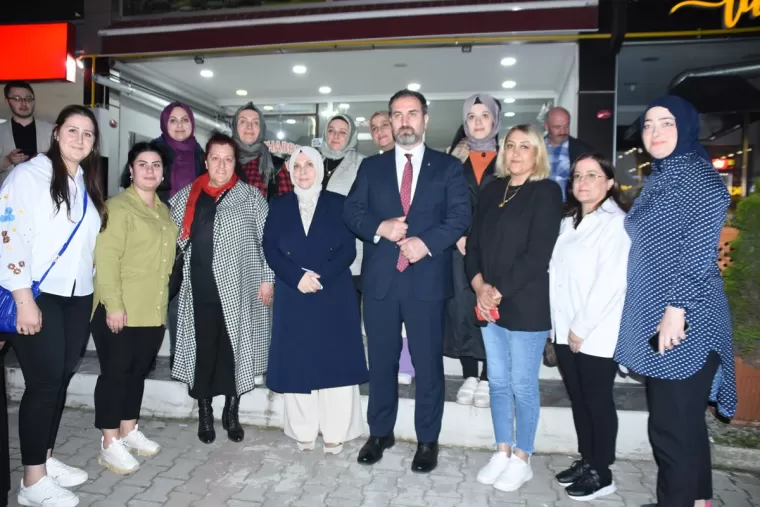 Mustafa Şen’e Yomra’da büyük ilgi