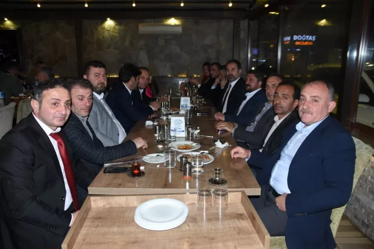 Mustafa Şen’e Yomra’da büyük ilgi