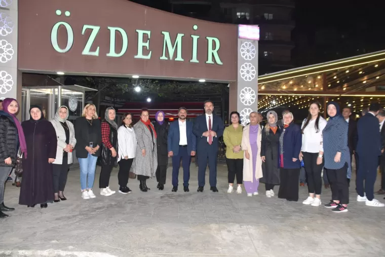 Mustafa Şen’e Yomra’da büyük ilgi
