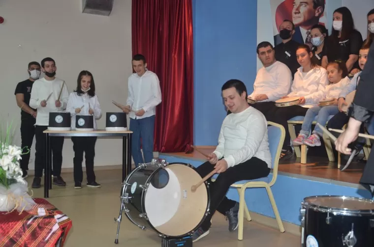 Özel öğrencilerden çok özel program