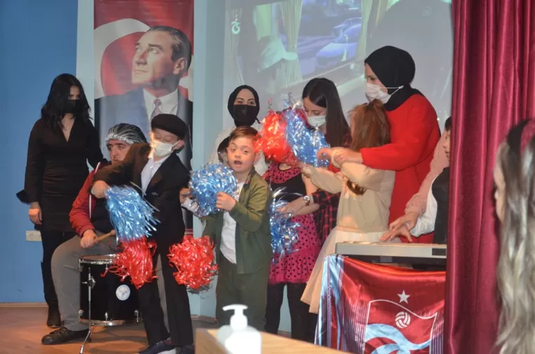 Özel öğrencilerden çok özel program