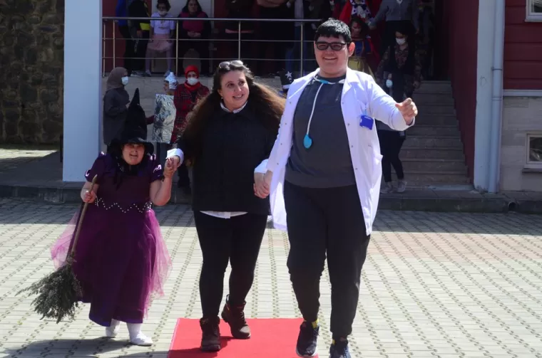 Özel öğrencilerden çok özel program