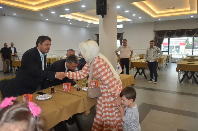 Yomra Bayramlaştı...