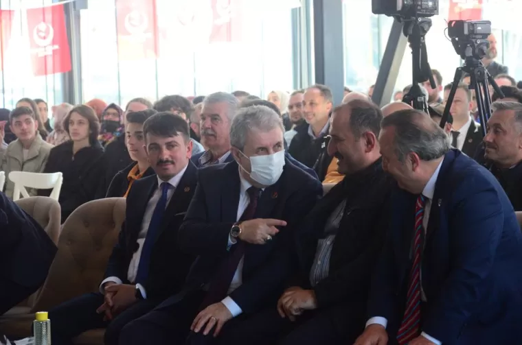 Arsin’de BBP’ye yakışır kongre
