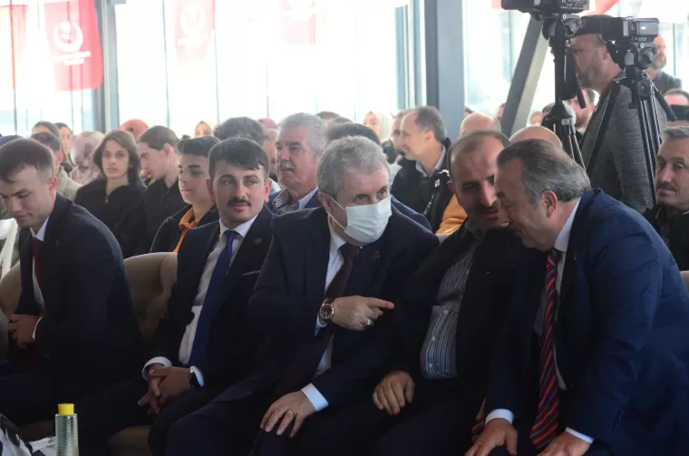 Arsin’de BBP’ye yakışır kongre