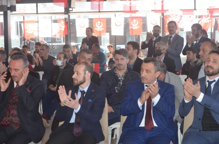 Arsin’de BBP’ye yakışır kongre