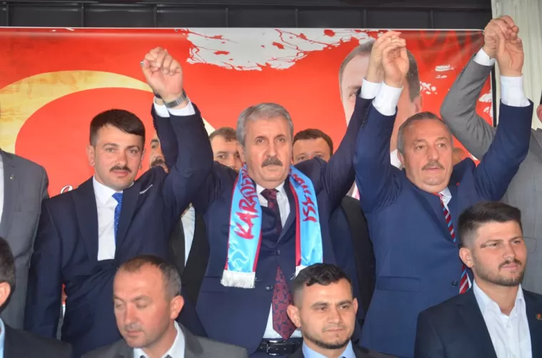 Arsin’de BBP’ye yakışır kongre