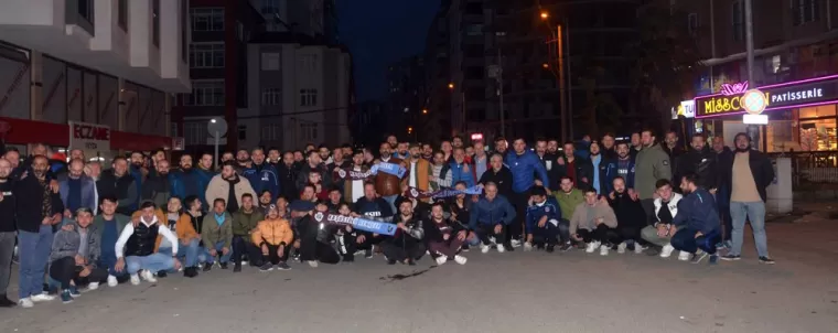 Kaşüstülü gençler iftarda buluştu