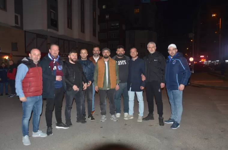 Kaşüstülü gençler iftarda buluştu