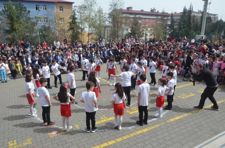 23 Nisan Coşkusu