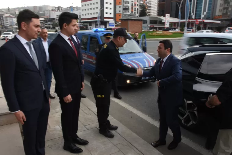 YOMRA BAYRAMLAŞTI