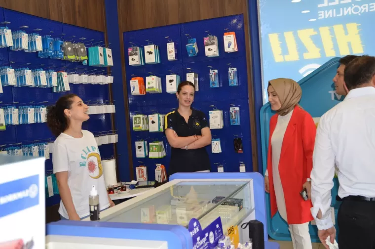 Milletvekili Bahar Ayvazoğlu Kaşüstü'nde 