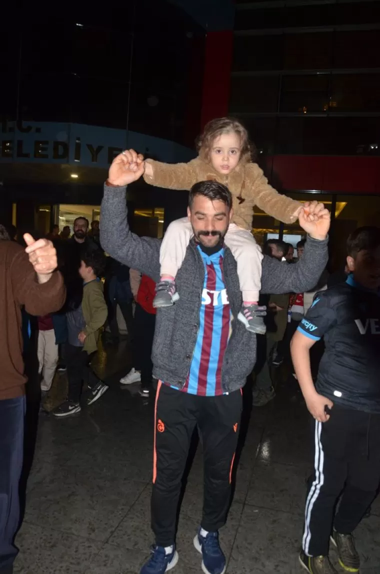 Şampiyonluk Coşkusu Yomra'da Zirve Yaptı