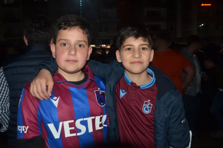 Şampiyonluk Coşkusu Yomra'da Zirve Yaptı