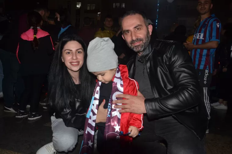 Şampiyonluk Coşkusu Yomra'da Zirve Yaptı