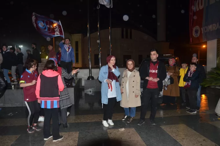 Şampiyonluk Coşkusu Yomra'da Zirve Yaptı