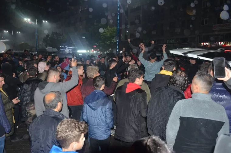 Şampiyonluk Coşkusu Yomra'da Zirve Yaptı