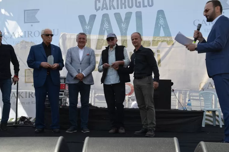 Çakıroğlu Eğitim ve Kültür Vakfı’nın etkinliğine yoğun ilgi!