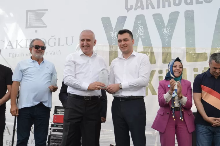 Çakıroğlu Eğitim ve Kültür Vakfı’nın etkinliğine yoğun ilgi!