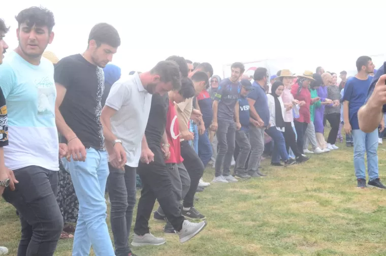 Çakıroğlu Eğitim ve Kültür Vakfı’nın etkinliğine yoğun ilgi!