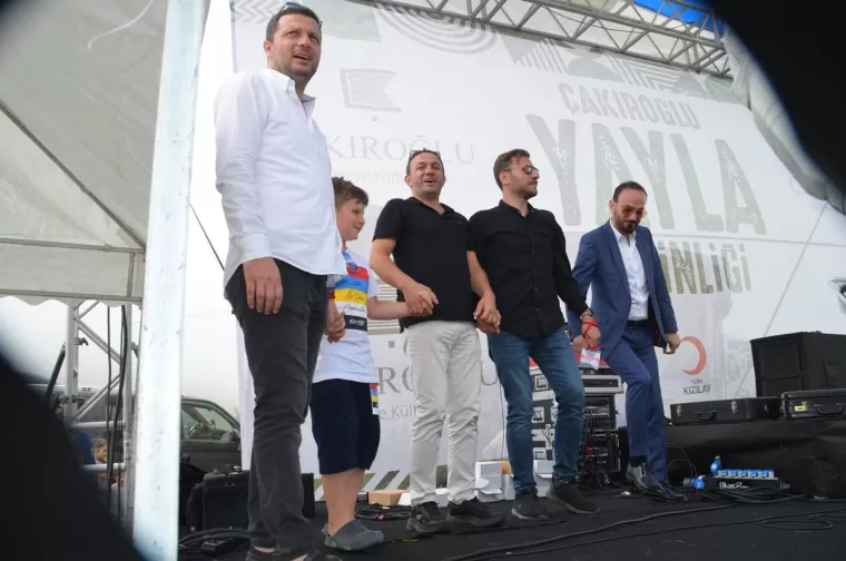 Çakıroğlu Eğitim ve Kültür Vakfı’nın etkinliğine yoğun ilgi!