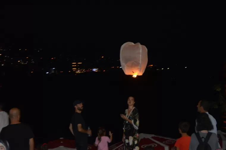 Yomra zaferi kutladı