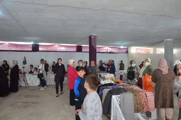 Yomra Kadın Girişimciler Pazarı kapıları açt